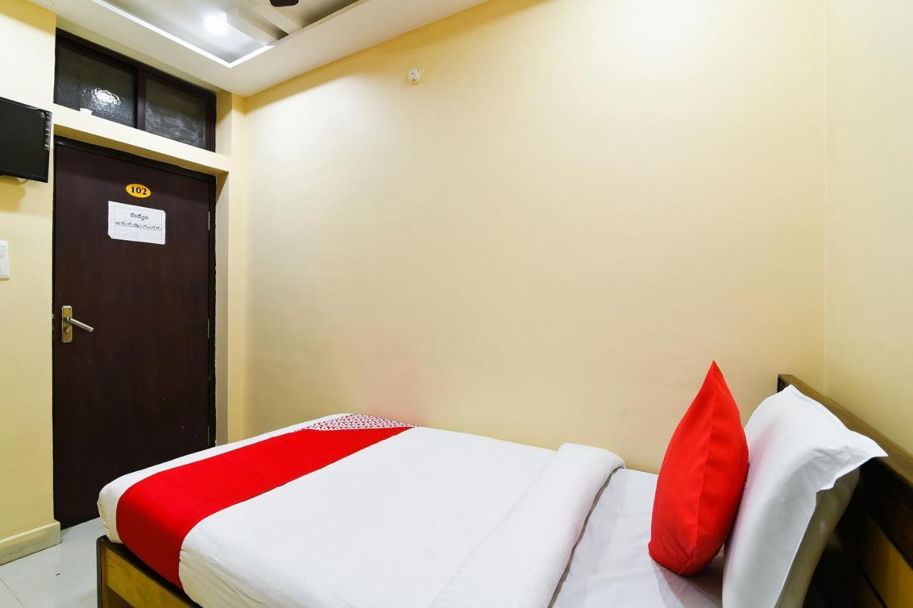 Ramesh Residency Hotel Anantapur Exterior foto