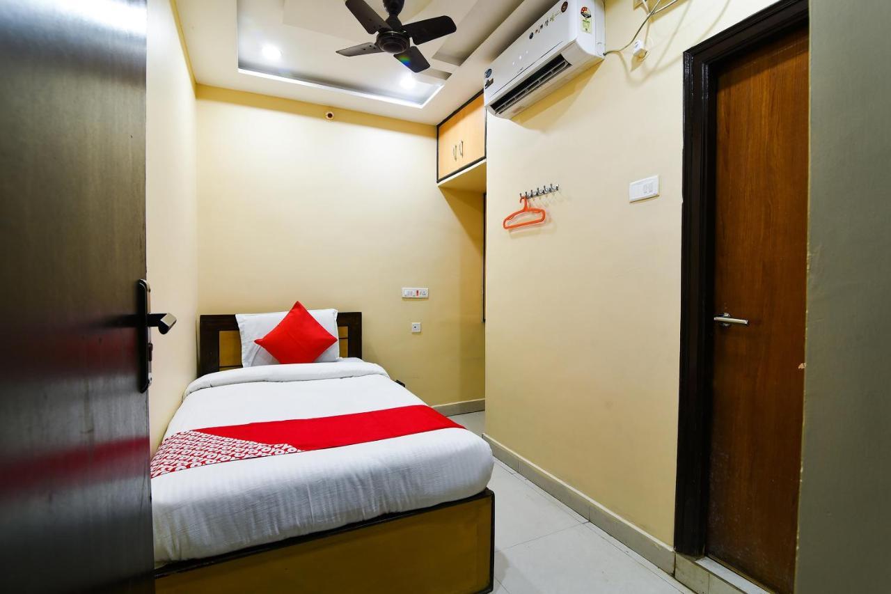 Ramesh Residency Hotel Anantapur Exterior foto