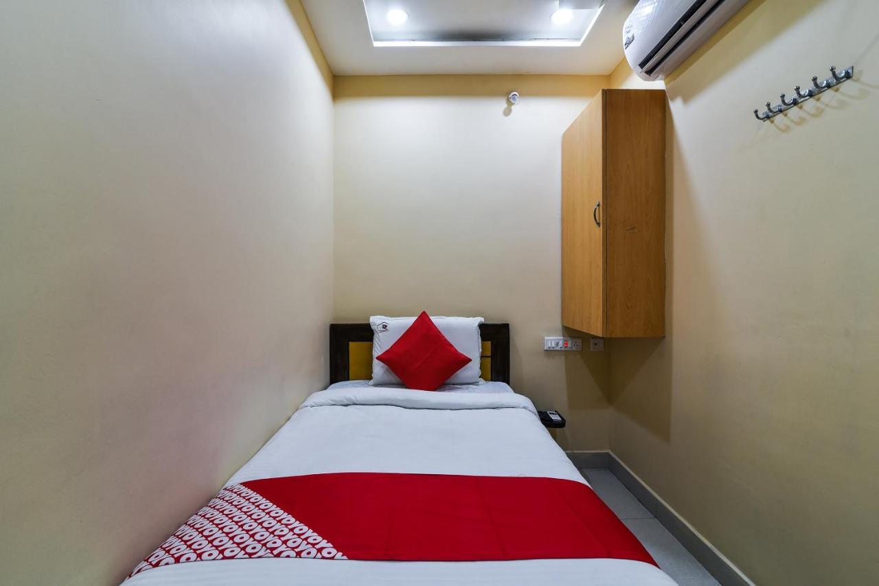 Ramesh Residency Hotel Anantapur Exterior foto