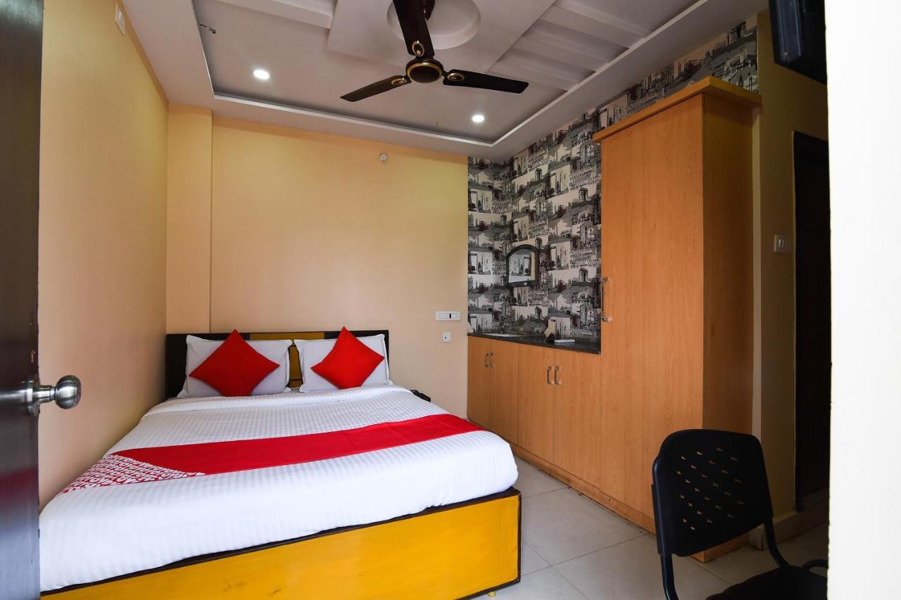 Ramesh Residency Hotel Anantapur Exterior foto