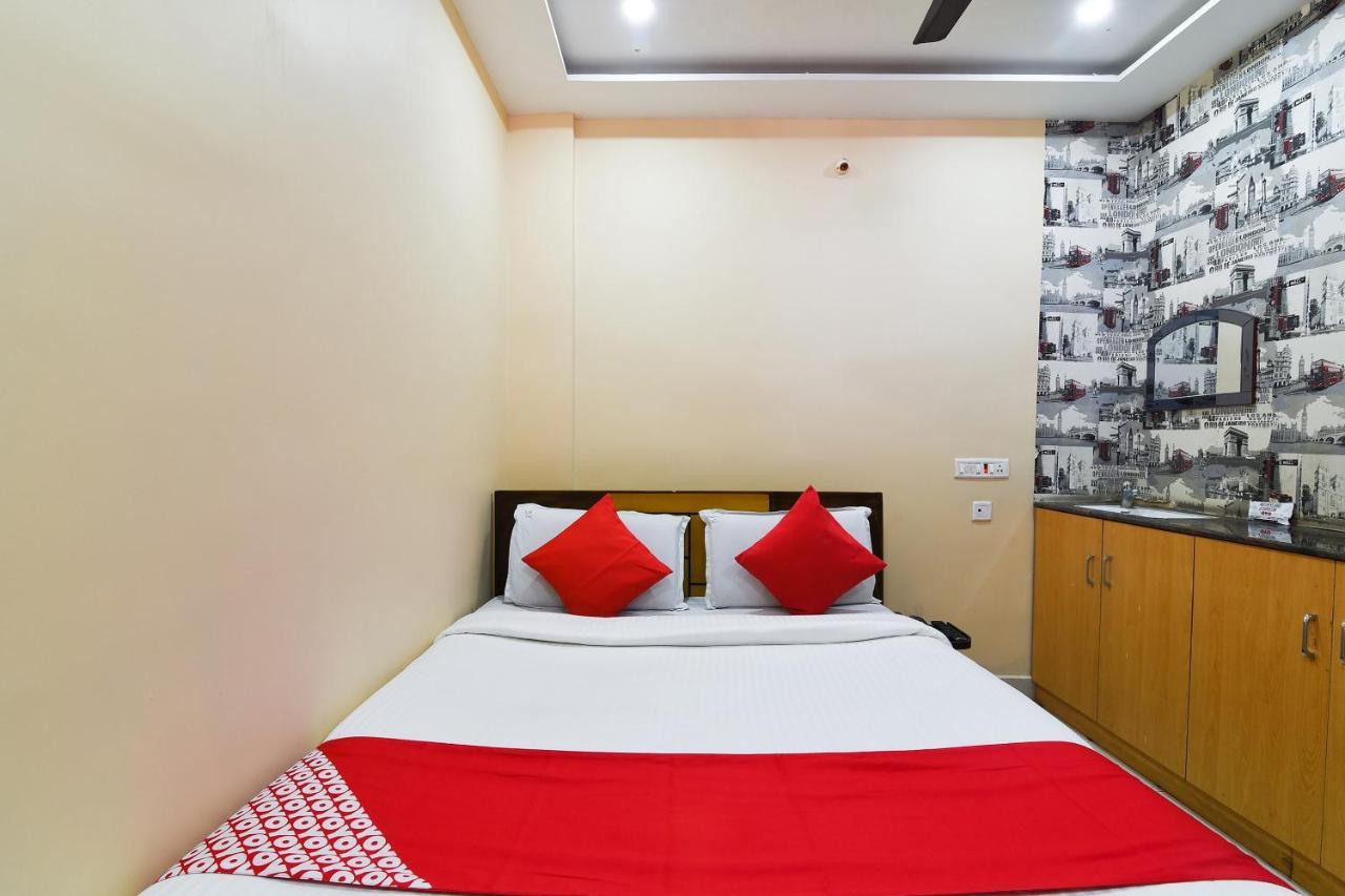 Ramesh Residency Hotel Anantapur Exterior foto