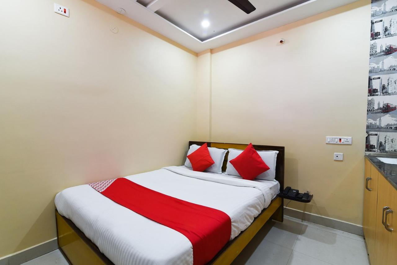 Ramesh Residency Hotel Anantapur Exterior foto